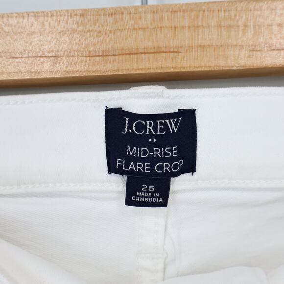 NWT J. Crew Factory Mid-Rise Flare Crop Signature Stretch Denim White Size 25 - Picture 8 of 9